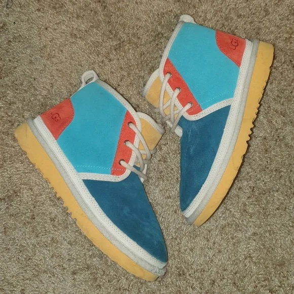 UGG Neumel Mashup Kids Boot sz 3 - Picture 2 of 12